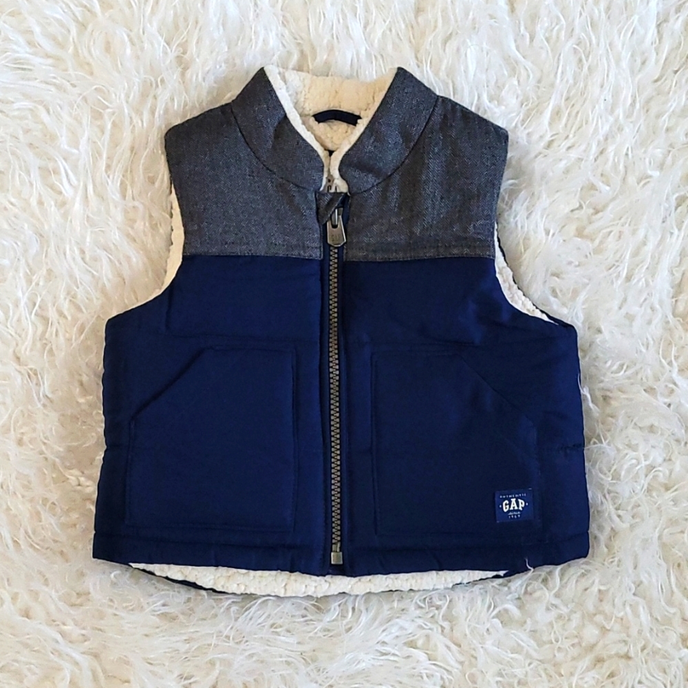 BABY GAP PUFFER VEST